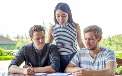 Clases de Conversación en Inglés: ¿Cómo Smart te ayuda a hablar con confianza?